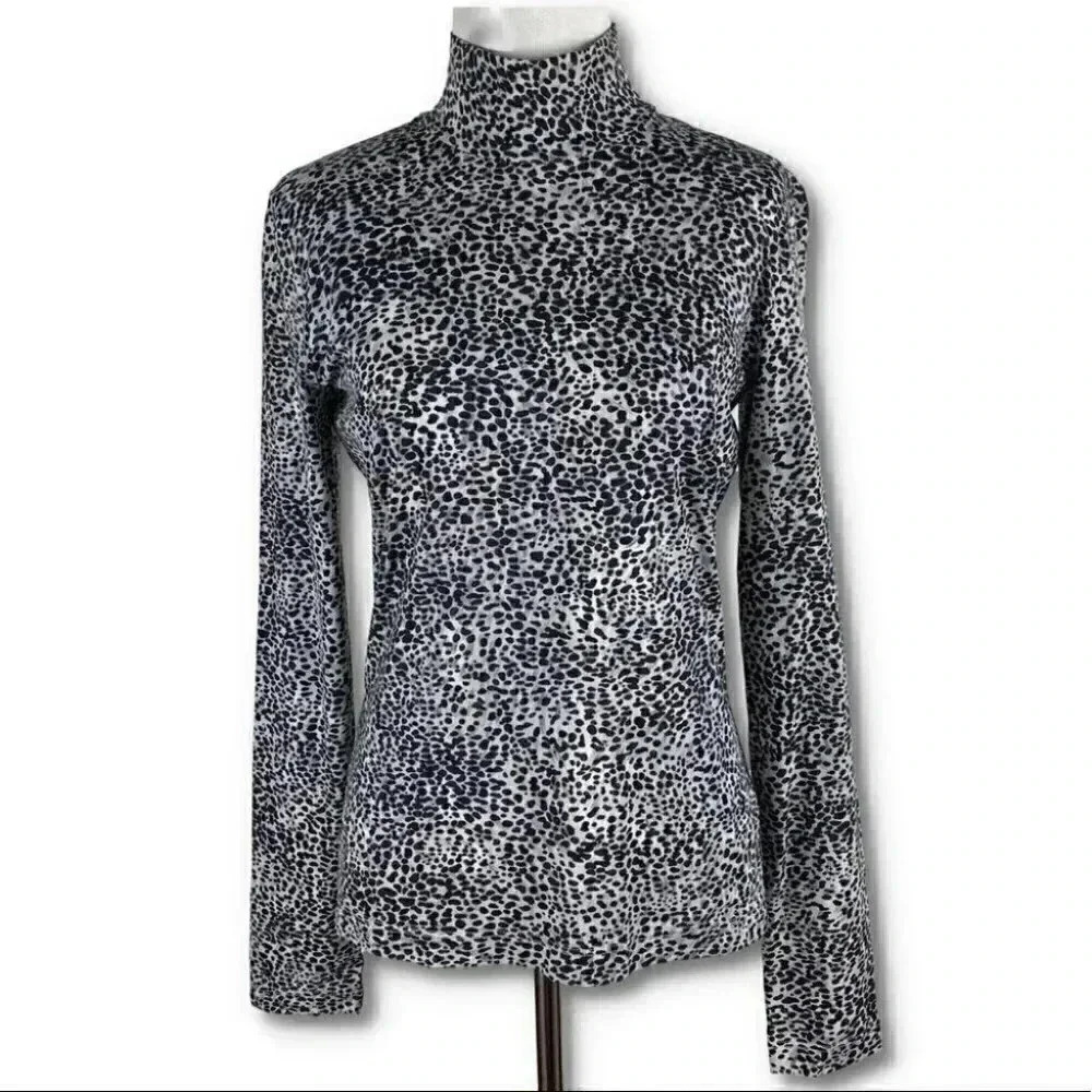 St. John top sz S black gray Leopard print long sleeve mock turtleneck stretch